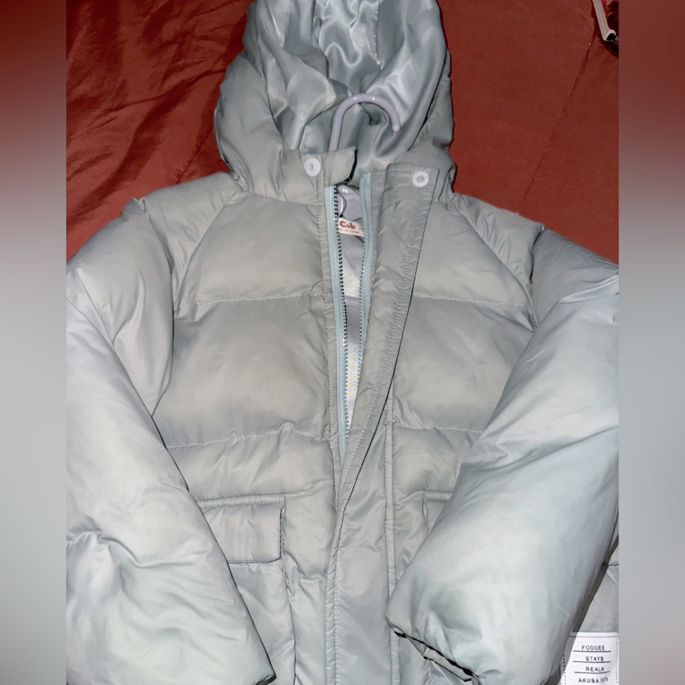 SHEIN baby 18-24 months puffer coat .unisex
